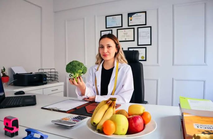 Why Lifestyle And Nutrition Counseling Strengthen Family Smiles